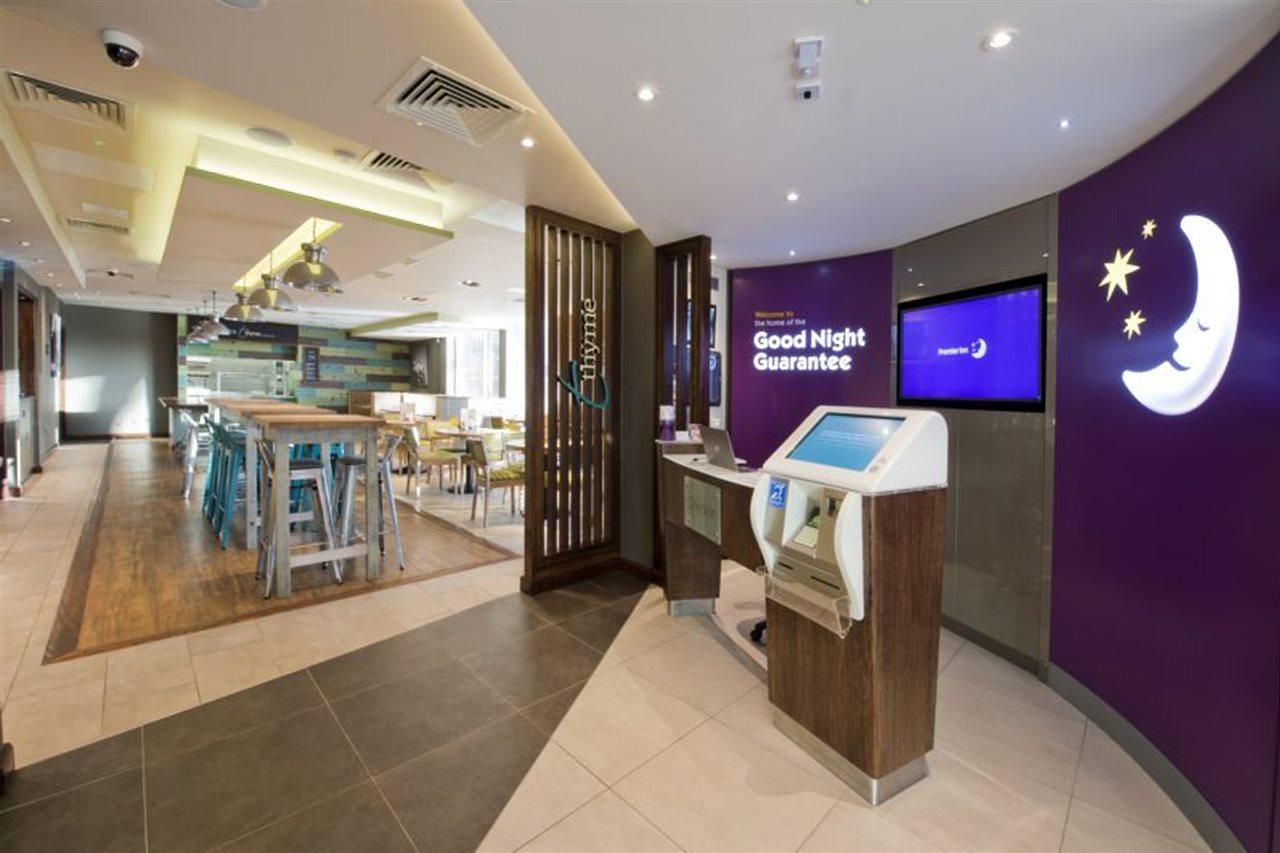 Premier Inn London Lewisham Exteriör bild