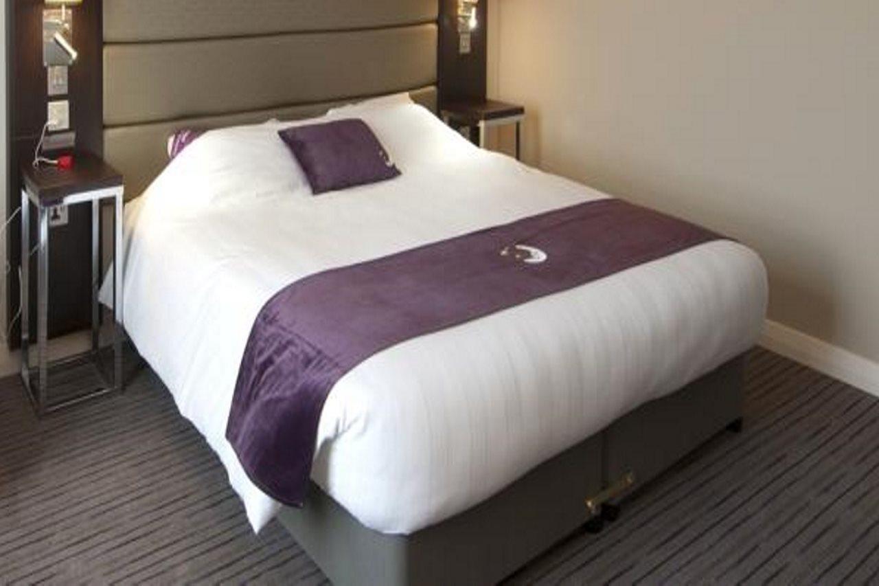 Premier Inn London Lewisham Exteriör bild