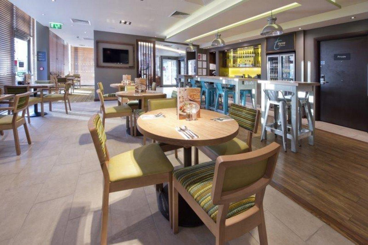 Premier Inn London Lewisham Exteriör bild